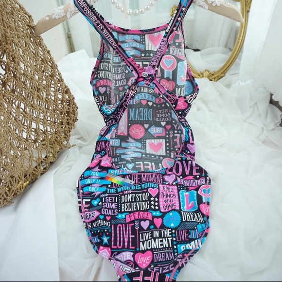 Arena toughsuit one piece swimsuit - Picture 4 of 11